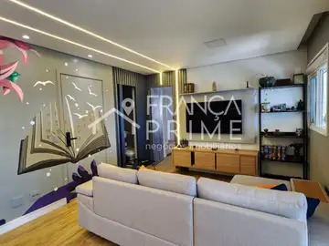 Apartamento com 3 dormitórios à venda, 136 m² em Vila Anastácio