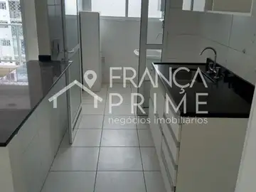 Apartamento com 2 dormitórios para alugar, 55 m² em Vila Anastácio