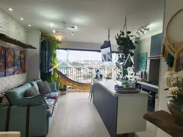 Apartamento com 2 dormitórios à venda, 55 m² em Vila Anastácio